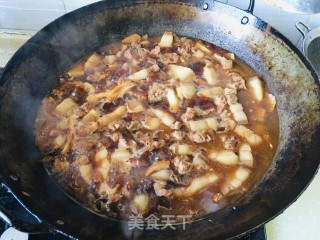 沙锅酸菜粉条炖白烧肉的做法步调：9