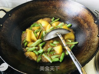沙锅酸菜粉条炖白烧肉的做法步调：11