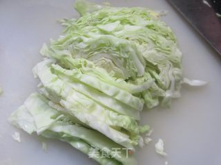 鸡胸肉包心菜拌荞麦里的做法步调：2