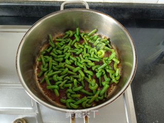 酱㸆豇豆的做法步调：13