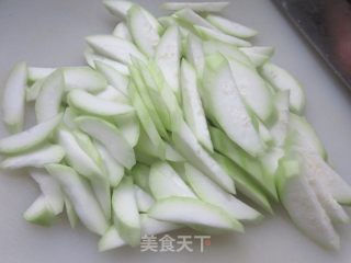 杂粗水腿煮夜着花的做法步调：4