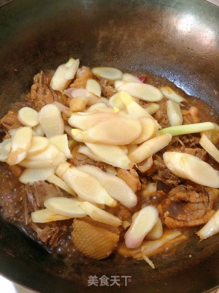 子姜炒鸭肉的做法步调：5