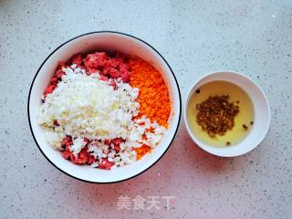 酸汤牛肉馄饨的做法步调：2