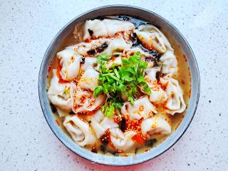 酸汤牛肉馄饨的做法步调：10