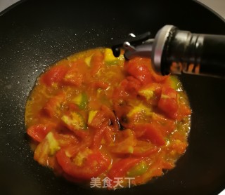 茄汁西葫的做法步调：3