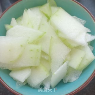 肉沫竹荪炖冬瓜的做法步调：1