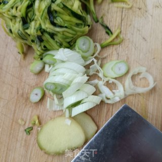 北瓜肉馄饨的做法步调：5
