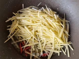 单椒土豆丝的做法步调：7