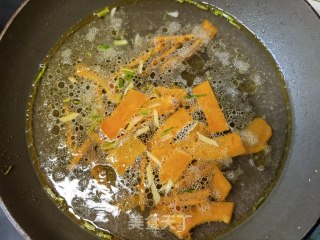 鸡毛菜北瓜里片的做法步调：6