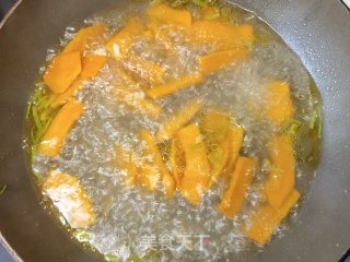 鸡毛菜北瓜里片的做法步调：8