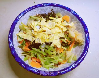 油醋汁年夜拌菜的做法步调：9