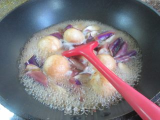 茄子烧油里筋塞肉的做法步调：13