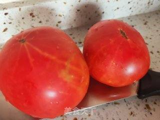 番茄炒菜花的做法步调：2