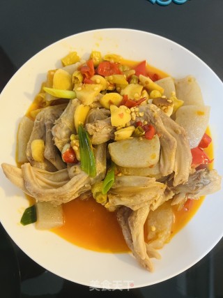 泡椒魔芋烧鸭爪的做法步调：8