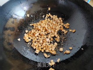 茄子肉丁挨卤里的做法步调：4