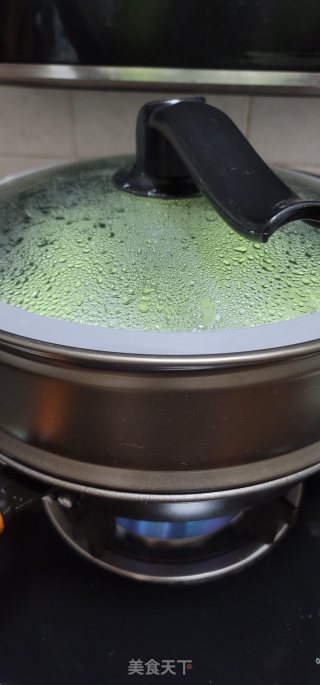 蔓越莓艾草馒头的做法步调：12