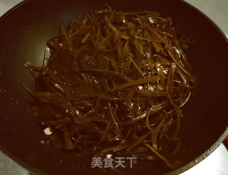 蒜喷鼻海带的做法步调：3