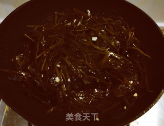 蒜喷鼻海带的做法步调：4