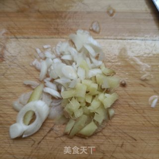 煎青花鱼的做法步调：2