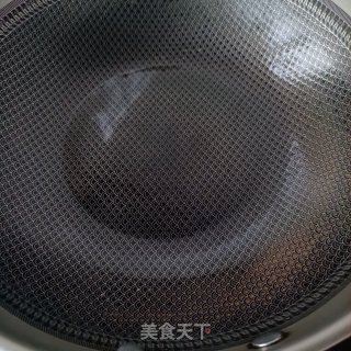 陈虾煎蛋丝瓜里的做法步调：5