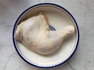 泡椒柠檬脚撕鸡的做法步调：1