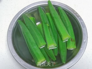 凉拌春葵的做法步调：5