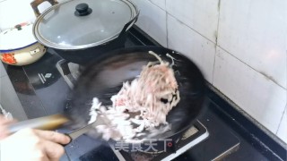 猪肉豆角卤里的做法步调：3