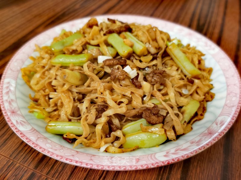 猪肉豆角卤里的做法