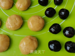 豆沙蜜枣酥的做法步调：8