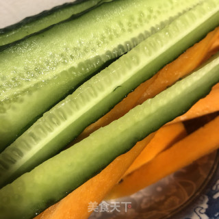 紫菜包饭的做法步调：2