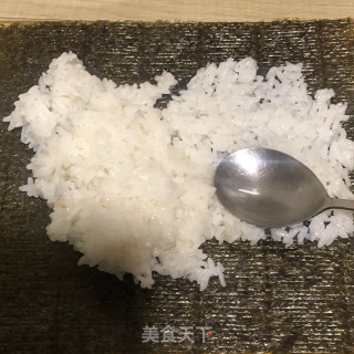 紫菜包饭的做法步调：6