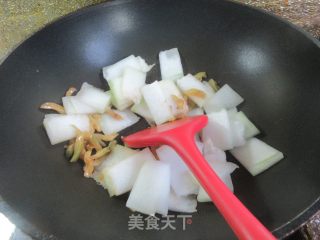 榨菜丝单瓜汤的做法步调：5