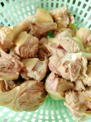 土豆胡萝卜烧鸭边腿的做法步调：6