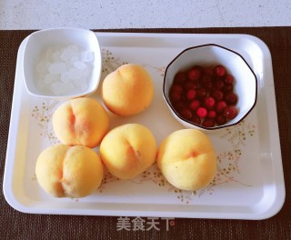 黄桃冰糖火的做法步调：1