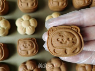 乌糖山查小月饼的做法步调：12
