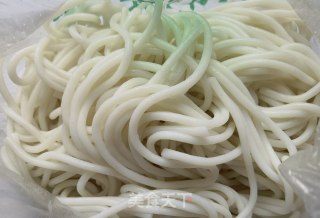 麻辣米粉的做法步调：1