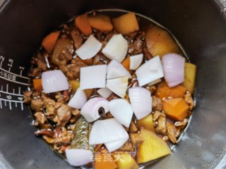 胡萝卜土豆炖羊肉的做法步调：18