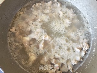 胡萝卜土豆炖羊肉的做法步调：3