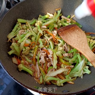 辣炒花菜的做法步调：13