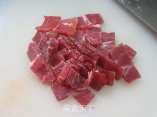 杂粗水腿蒸鞭笋的做法步调：2