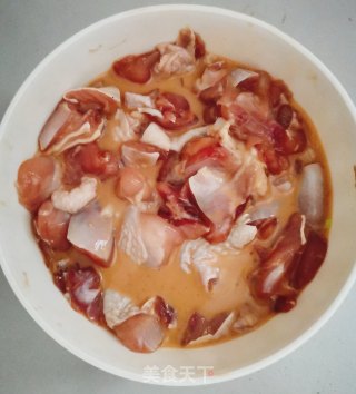 小炒鸡的做法步调：3