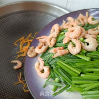 海米炒韭苔的做法步调：8
