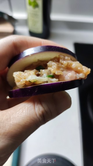 夹炸茄盒的做法步调：4