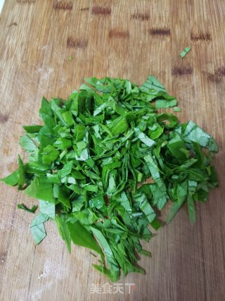 明月草鸡蛋煎饼的做法步调：2