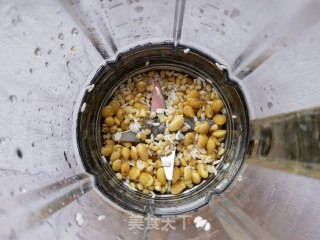 紧子糯米豆乳的做法步调：4