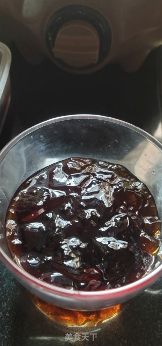 胎菊罗汉果奶冻的做法步调：9