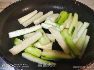 鸡蛋丝瓜汤的做法步调：4