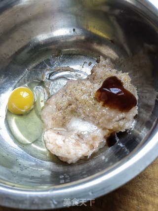 虾滑丝瓜汤的做法步调：5