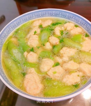虾滑丝瓜汤的做法步调：6