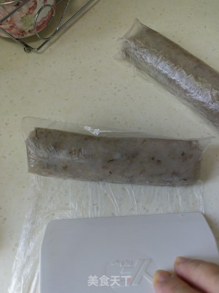 虾滑丝瓜汤的做法步调：4